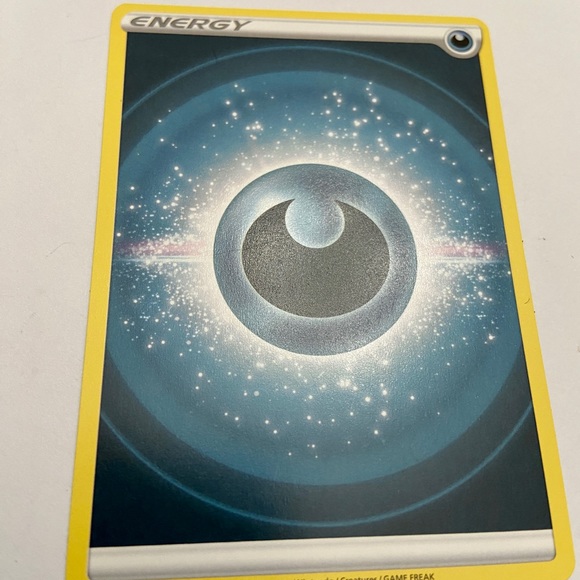 Lot of 5 Pokemon Cards # 4 - Picture 7 of 9